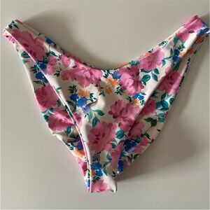 Skatie Floral “Bouquet” Print bikini bottoms